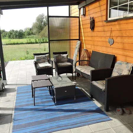 A Comfortable In Stepniczka Holiday home *